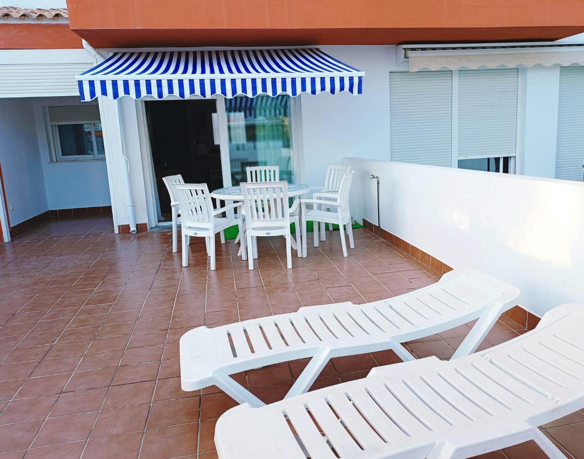Casa Familiar A Pie De Piscina Villa Vera Exterior foto